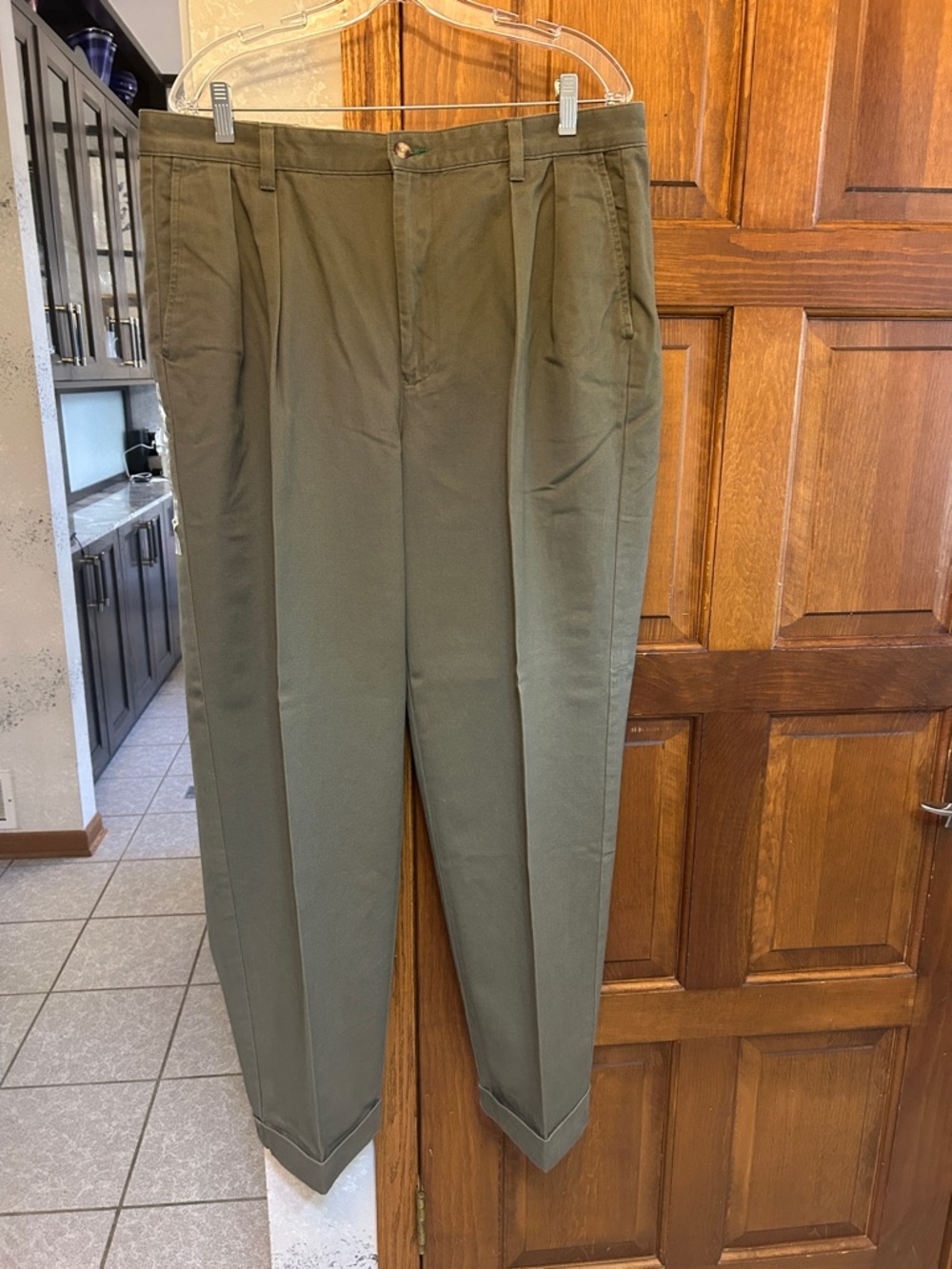 Tommy Hilfiger Pleated Dress Pants in Olive Green